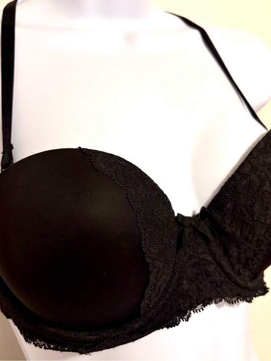 Victoria's Secret Other - Victoria's Secret Black Lace Push-Up Bra